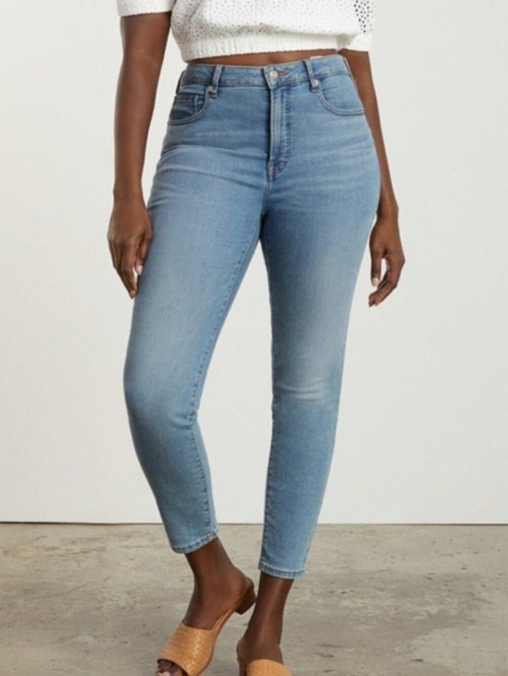 Everlane Women's Light Blue Skinny Jeans - Size 29